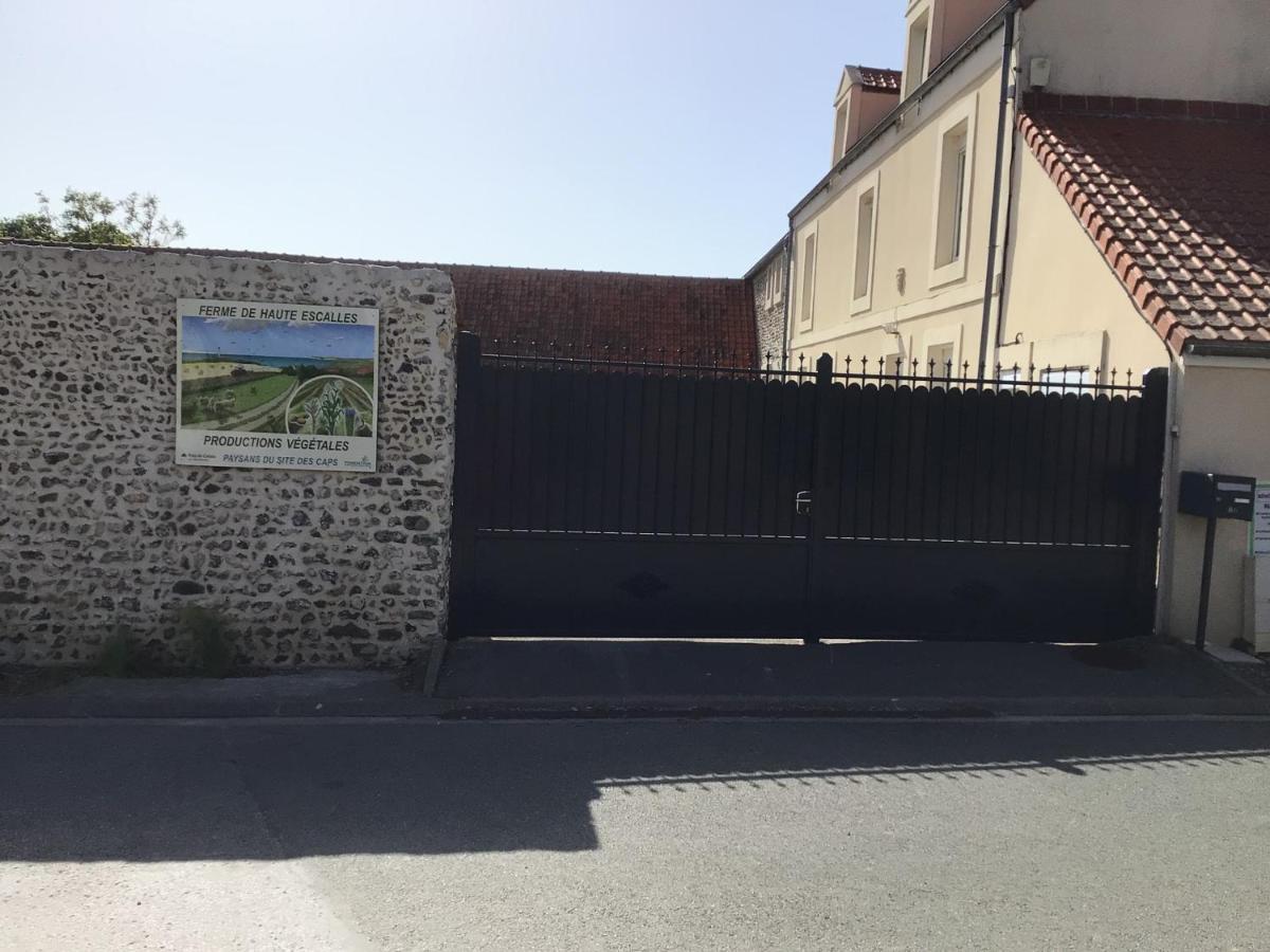 Hotel Ferme De La Haute-Escalles Exterior foto